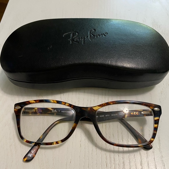 Ray-Ban Eyeglasses Tortoise Frames - Picture 1 of 3